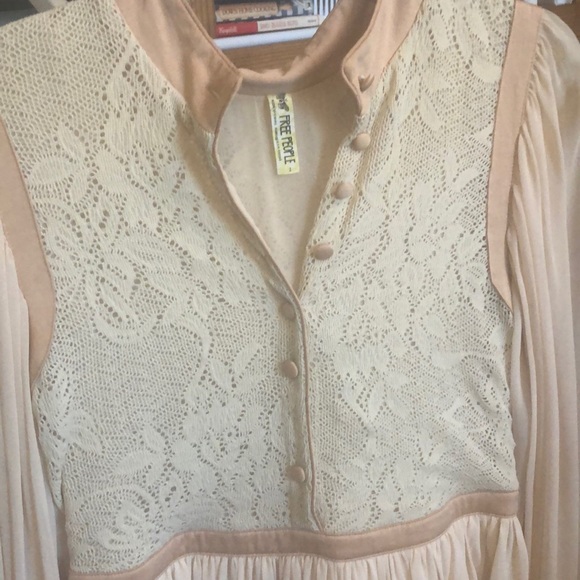 Free People Dresses & Skirts - Vintage Free People Blush lace tunic